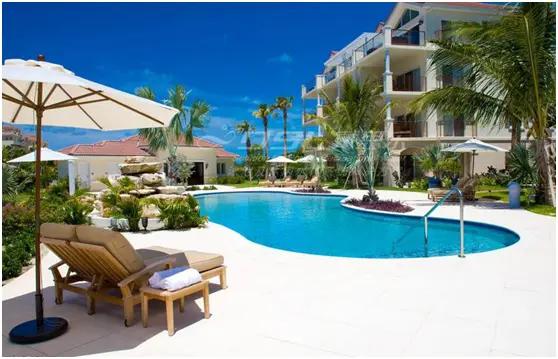 别墅带花园游泳池如何规划,别墅游泳池规划设计,别墅游泳池设计